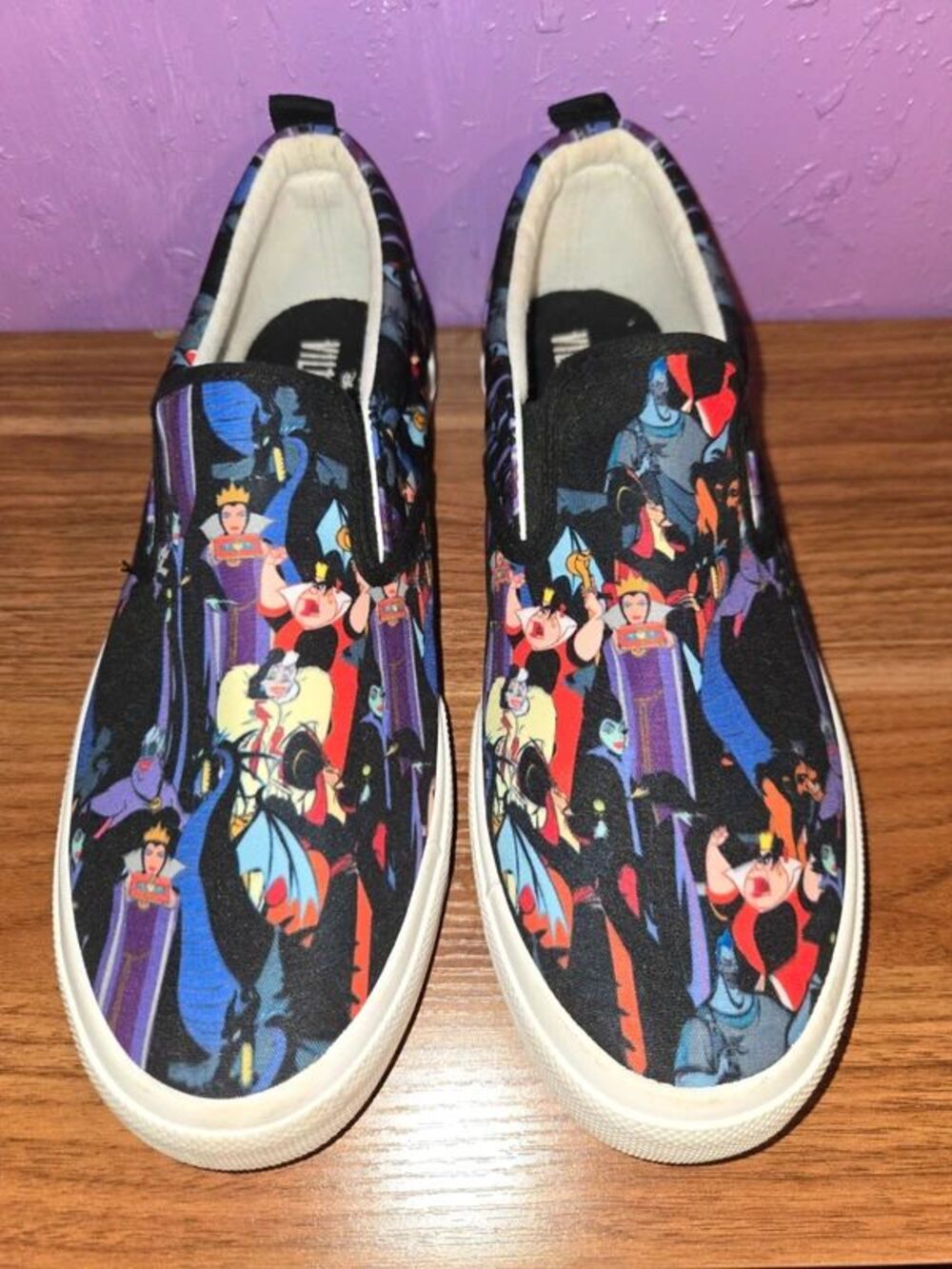 Disney Villains Ground Up Slip-On Shoes Women’s 9